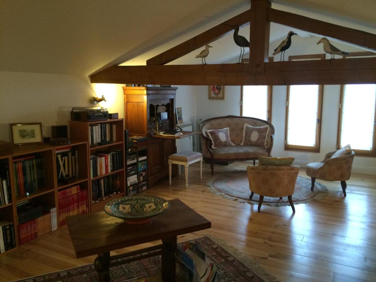 Entre Pays Basque Et Bearn Bed & Breakfast Lahontan Eksteriør bilde
