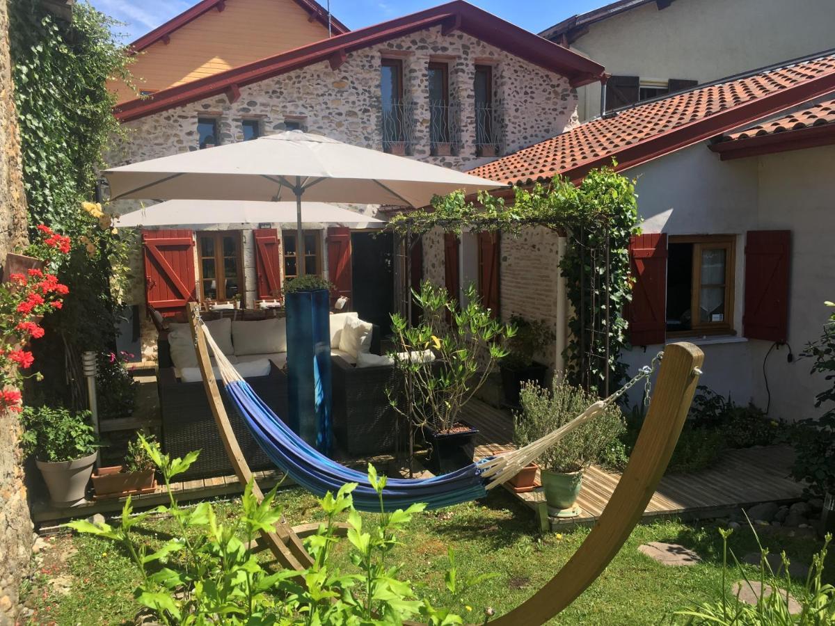 Entre Pays Basque Et Bearn Bed & Breakfast Lahontan Eksteriør bilde